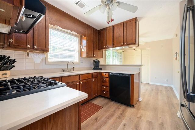 4015 Paloverde Drive NW, Kennesaw, GA 30144