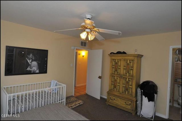4233 HAMPSHIRE Lane, El Paso, TX 79902