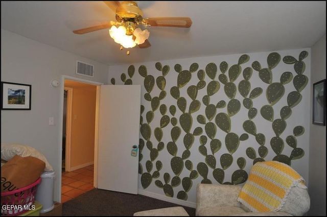 4233 HAMPSHIRE Lane, El Paso, TX 79902