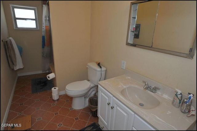 4233 HAMPSHIRE Lane, El Paso, TX 79902