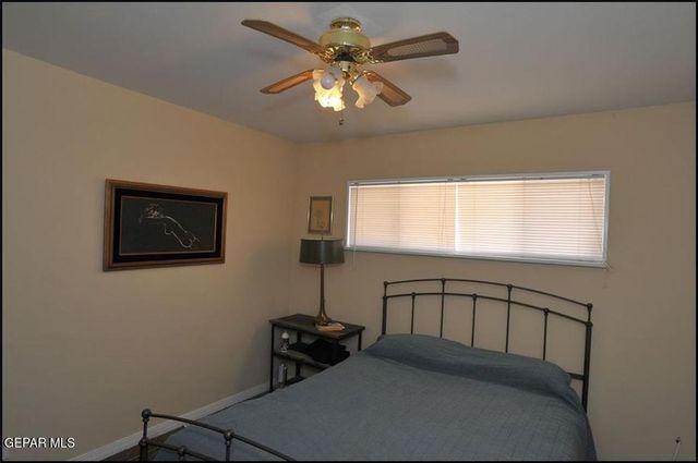 4233 HAMPSHIRE Lane, El Paso, TX 79902