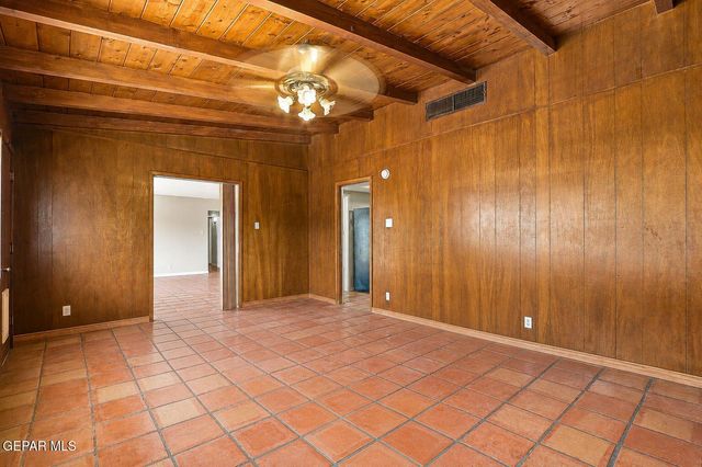 4233 HAMPSHIRE Lane, El Paso, TX 79902
