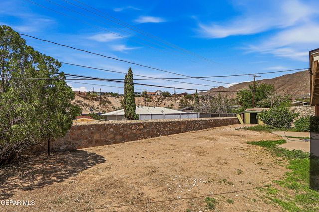 4233 HAMPSHIRE Lane, El Paso, TX 79902