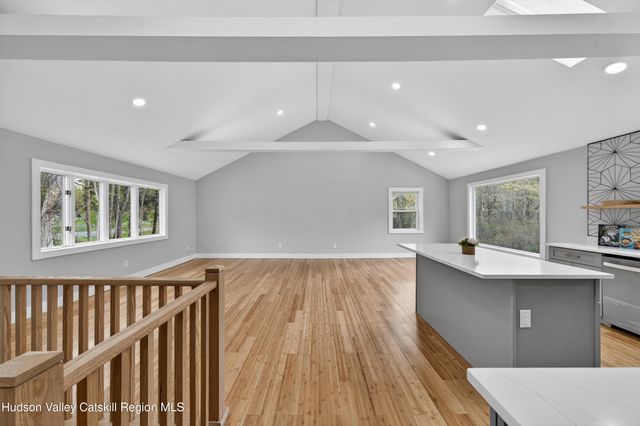 192 Vineyard Avenue, Highland, NY 12528