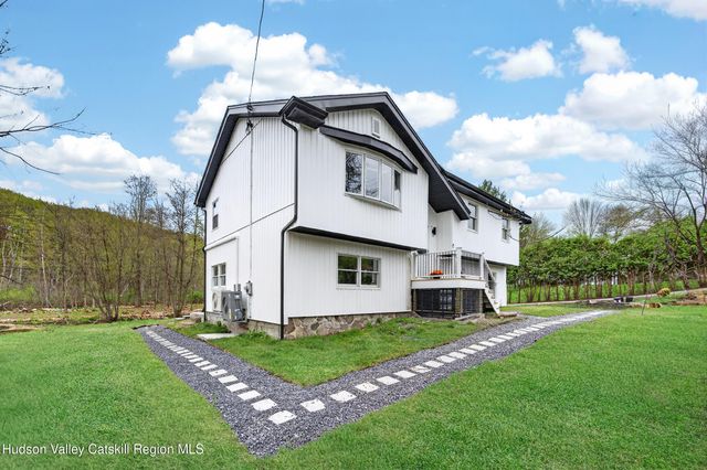 192 Vineyard Avenue, Highland, NY 12528