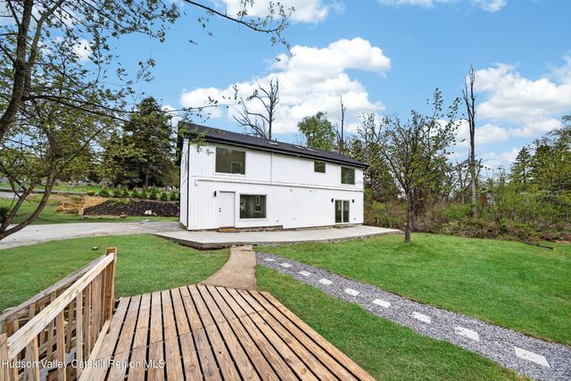 192 Vineyard Avenue, Highland, NY 12528