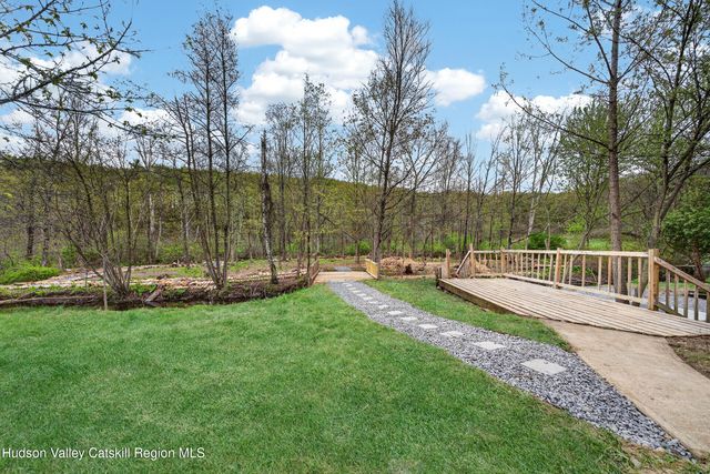 192 Vineyard Avenue, Highland, NY 12528