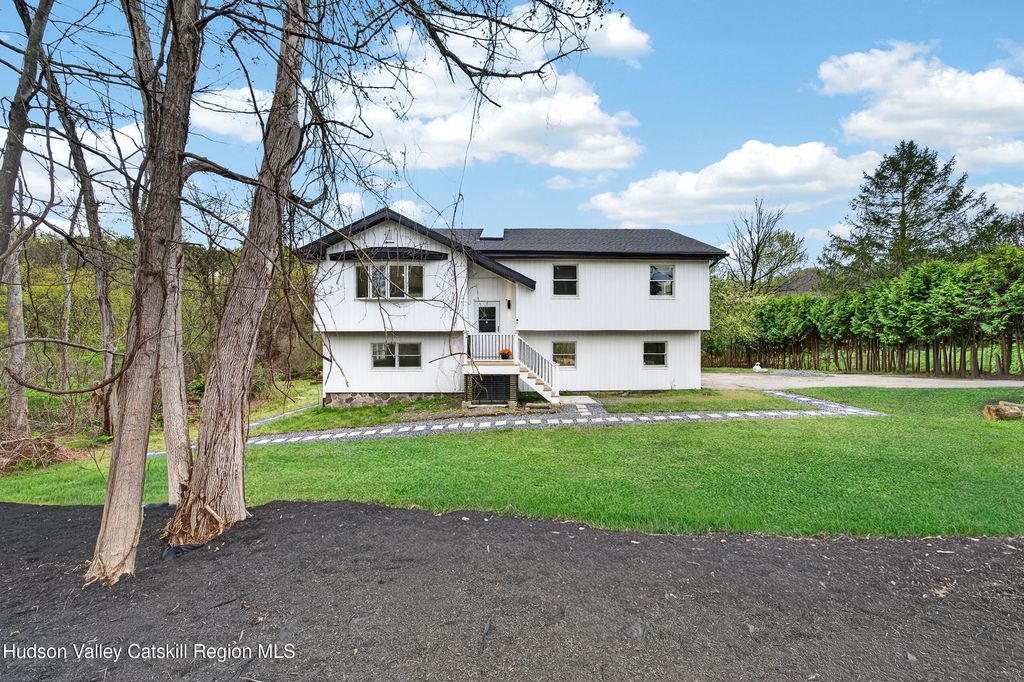 192 Vineyard Avenue, Highland, NY 12528