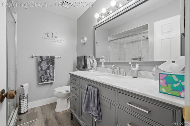 28091 Maple Forest Boulevard W, Harrison Charter Township, MI 48045