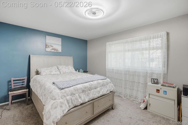 28091 Maple Forest Boulevard W, Harrison Charter Township, MI 48045