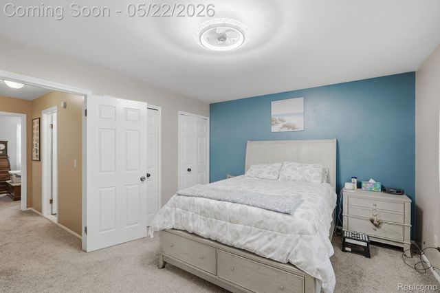 28091 Maple Forest Boulevard W, Harrison Charter Township, MI 48045