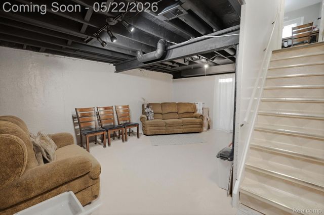 28091 Maple Forest Boulevard W, Harrison Charter Township, MI 48045