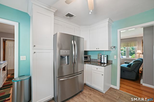 14 Alexander Drive, Cromwell, CT 06416
