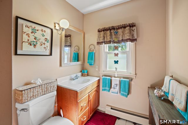 14 Alexander Drive, Cromwell, CT 06416