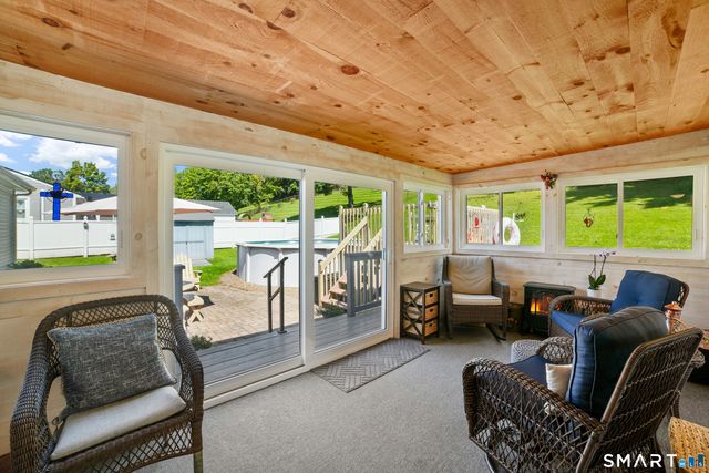 14 Alexander Drive, Cromwell, CT 06416