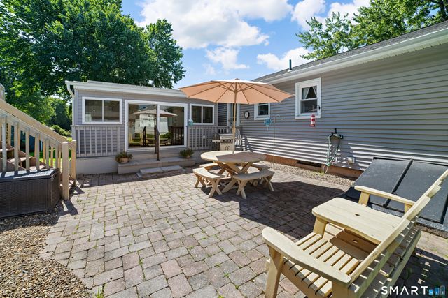 14 Alexander Drive, Cromwell, CT 06416