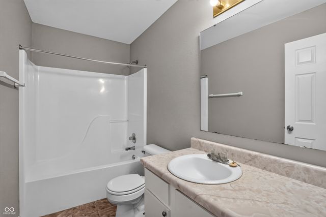 2611 Lullwater Lane, Indianapolis, IN 46229