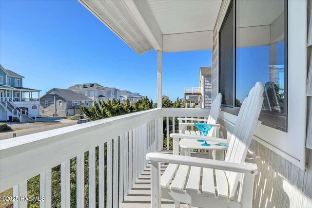 6602 W Beach Drive, Oak Island, NC 28465