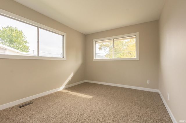 1130 Larch Lane, Fort Wayne, IN 46825