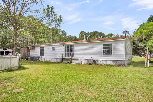 147 Saint Michaels Place, Moncks Corner, SC 29461