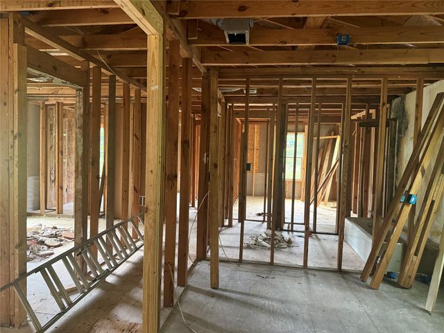 78 Hall Drive N, Montgomery, TX 77316