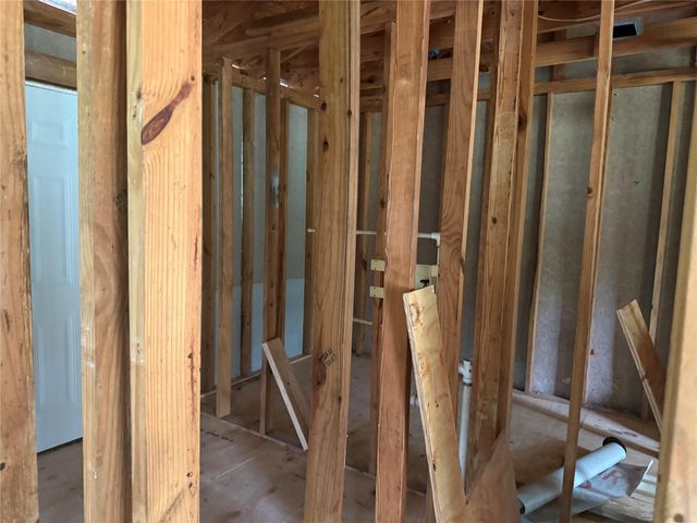 78 Hall Drive N, Montgomery, TX 77316