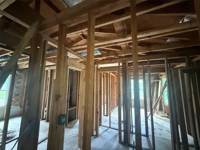 78 Hall Drive N, Montgomery, TX 77316