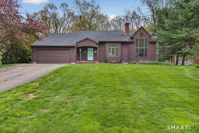 24 Country Way, Wallingford, CT 06492