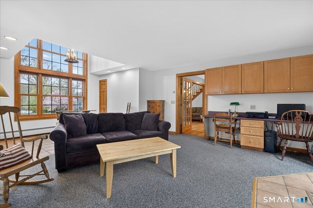 24 Country Way, Wallingford, CT 06492