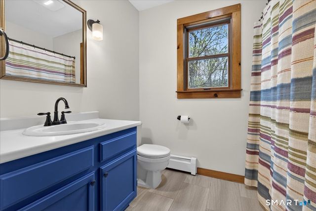 24 Country Way, Wallingford, CT 06492