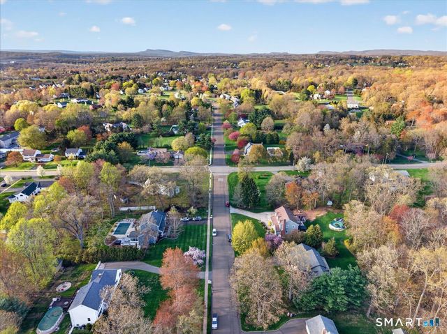 24 Country Way, Wallingford, CT 06492