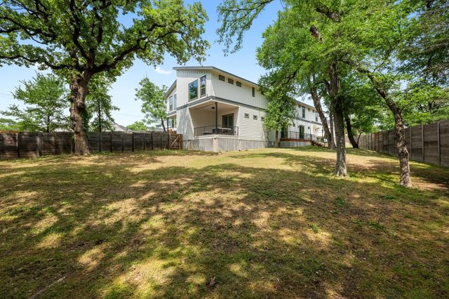 4705 Louis Ave B, Austin, TX 78721