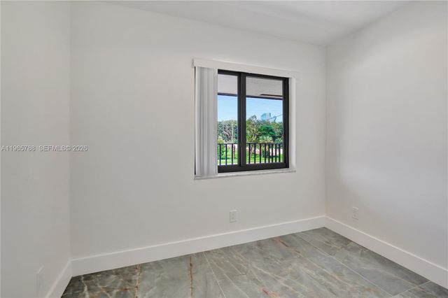 5980 SW 40th Ave C, Dania Beach, FL 33312