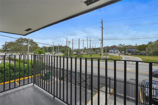 5980 SW 40th Ave C, Dania Beach, FL 33312