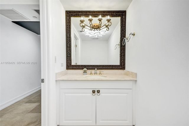 3201 NE 183rd St 2305, Aventura, FL 33160