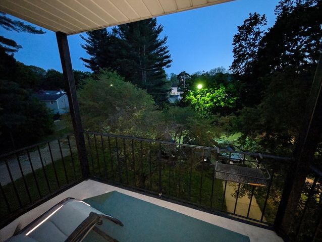 80 Walnut St 412, Canton, MA 02021