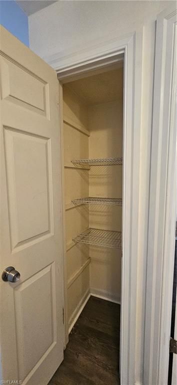 Image 8 of property listing at 4904 Vincennes CT 209, Cape Coral, FL 33904