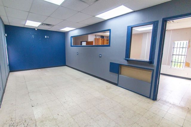 6520 E Tidwell Road, Houston, TX 77016