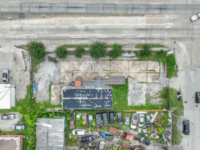 6520 E Tidwell Road, Houston, TX 77016