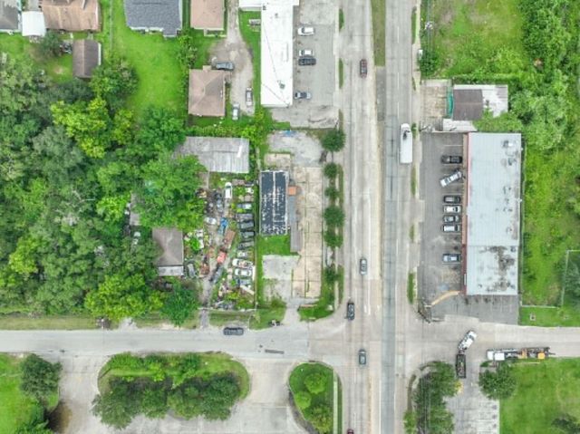 6520 E Tidwell Road, Houston, TX 77016