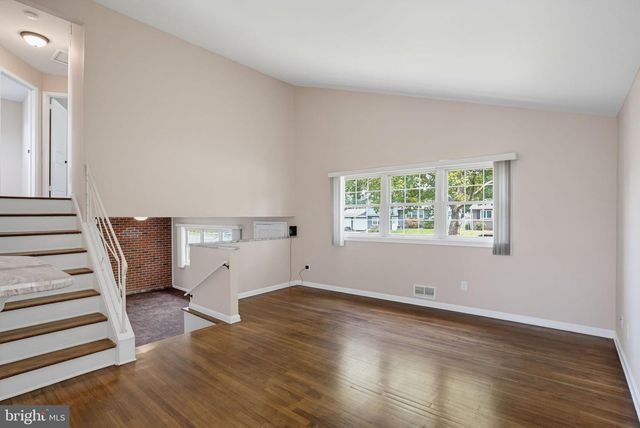 1125 GREENTREE RD, Newark, DE 19713