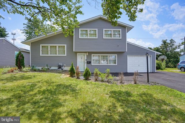 1125 GREENTREE RD, Newark, DE 19713