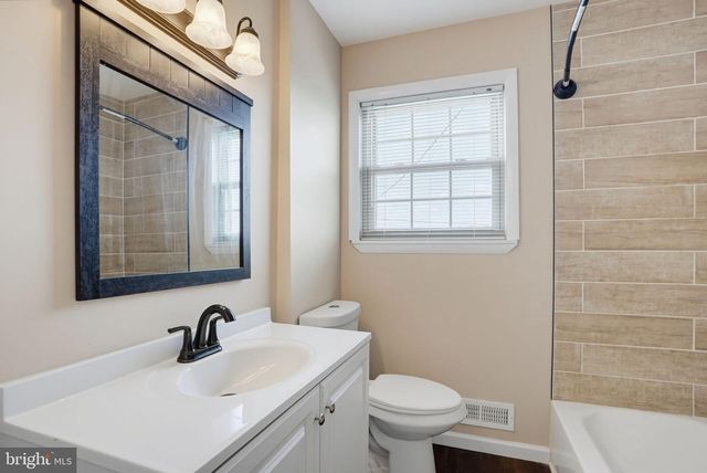 1125 GREENTREE RD, Newark, DE 19713