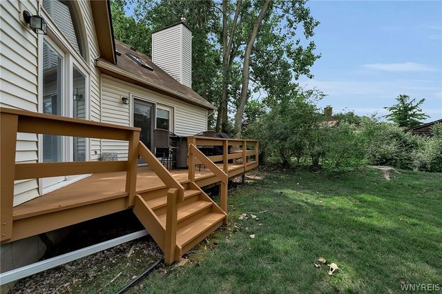19 Eagles Trace, Amherst, NY 14221