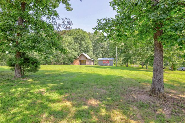 7125 Ivey Rd, Fairview, TN 37062