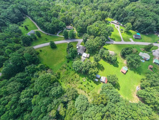 7125 Ivey Rd, Fairview, TN 37062
