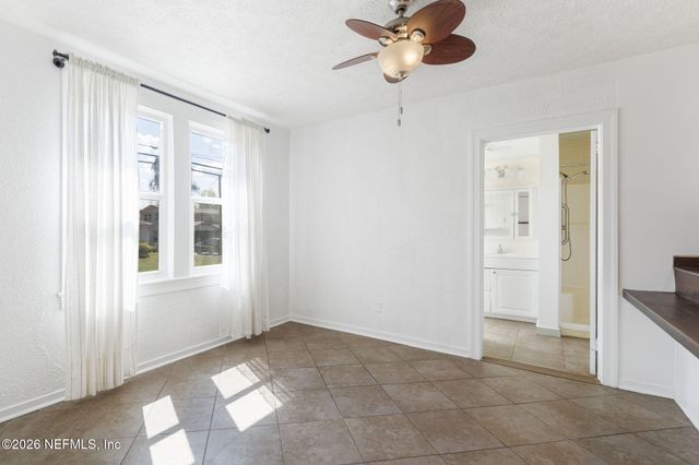 5143 PALMER Avenue, Jacksonville, FL 32210