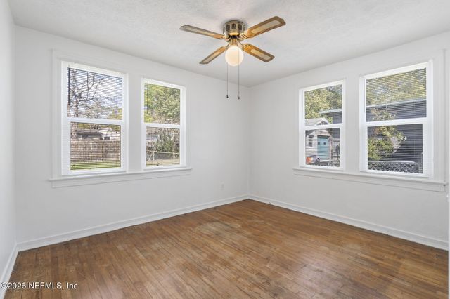 5143 PALMER Avenue, Jacksonville, FL 32210