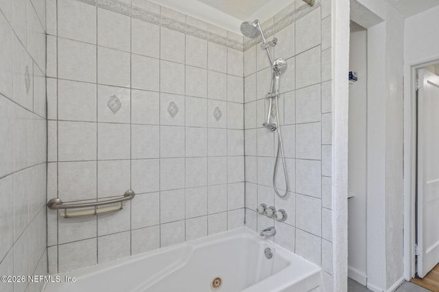 5143 PALMER Avenue, Jacksonville, FL 32210