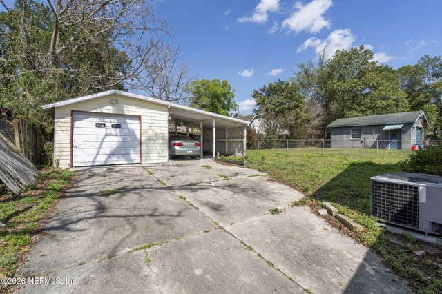 5143 PALMER Avenue, Jacksonville, FL 32210